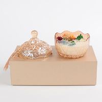 Bougie parfumée artisanale vintage de luxe avec logo personnalisable, pot en métal, fleurs séchées - Décoration de maison pour les fêtes et Diwali
