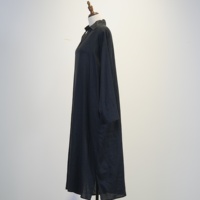 Gaun kemeja midi linen campuran kerah V lebar untuk wanita, warna hitam, ukuran besar, manset gulung, belahan samping, gaun panjang longgar