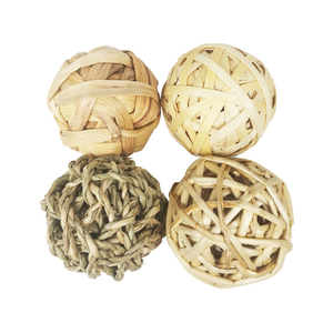 Jouet à mâcher interactif pour petit animal Boule d'herbe naturelle pour friandises de <span class=keywords><strong>lapin</strong></span> Balle à mâcher tressée Jouets <span class=keywords><strong>Lapin</strong></span> Cochon d'Inde Hamster - Product Image 2