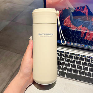 Nouvelle tasse isotherme minimaliste multicolore en acier inoxydable écologique avec poignée portable et infuseur à thé intégré pour le camping - Product Image 3