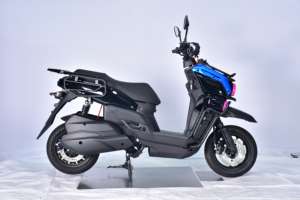 電動スクーター2000wハイパワーモーター75km/H 2輪レトロスタイル - Product Image 4
