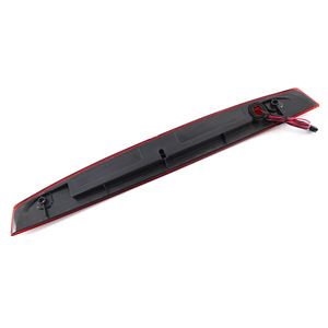 Luz de freno de montaje alto A6398200056 para Mercedes-Benz W639 2004-2014, luz trasera LED roja y negra de 12 V - Product Image 2