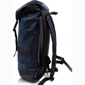 Échantillon gratuit : Sac à dos souple à enroulement personnalisé, imperméable, pour l'école et les voyages, style homme, avec lettres. - Product Image 2