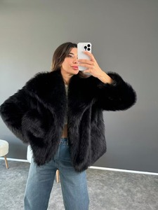 Cappotto invernale caldo in pelliccia sintetica elegante da <span class=keywords><strong>donna</strong></span> con collo Turndown a manica lunga cappotti in pelliccia sintetica 2024 alla moda - Product Image 3