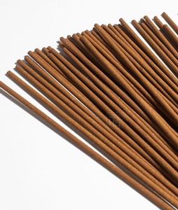 Bâtons d'encens en bois d'agar de Ho Chi Minh City, parfumés de qualité supérieure, écologiques, aromathérapie artisanale, vente en gros, toutes saisons - Product Image 2