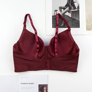 Reggiseno francese <span class=keywords><strong>taglie</strong></span> forti con coppe C, push-up sottile con anello in acciaio, contenitivo e anti-esposizione, tipo top a fascia. - Product Image 4
