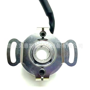 Encodeur rotatif Accu-Coder 15T-14-SD-0030-N-5-A-OC-F00 incrémental avec câbles pour l'automatisation - Product Image 1