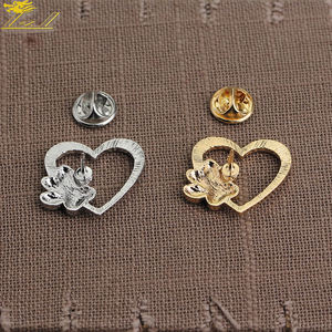 หมุดปักรูปหัวใจหมุดดอกไม้เคลือบฟันอ่อนแข็งป้ายโลหะที่กำหนดเองสำหรับการตกแต่ง - Product Image 6