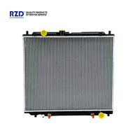 Radiateur Premium de voiture de bonne qualité MB890955 pour Mitsubishi Pajero 2.8 93 98 V46W 4M40 AT Shogun MK II 1990-1999 SUV 2.8