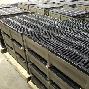 Gouttière de drainage des eaux pluviales en béton polymère pour sol, avec couvercle <span class=keywords><strong>à</strong></span> fentes en acier inoxydable - Product Image 2