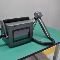 Petite machine de marquage laser à fibre portable codage de logo de date d'expiration 20w 30w pour tube de fil de câble de verre en plastique métallique