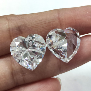 Circonia Cúbica, Gema Suelta Sintética, Color Blanco, Corte Corazón, Piedra CZ Suelta - Product Image 1