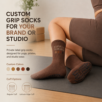 Chaussettes de yoga en coton personnalisées OEM, logo sur mesure, antidérapantes, pour la gym et le Pilates, chaussettes de Pilates à grip pour femme, pour l'exercice d'automne