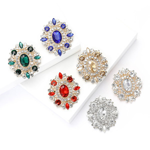 Broche de Strass em Forma de Gota de Água com Revestimento de Ouro de Alta Qualidade para Mulheres, Ideal para Festas e Casamentos - Product Image 1