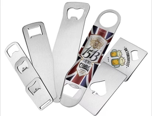 Regalos Promocionales: Llavero Abridor de Botellas Multifunción de Acero Inoxidable con Logotipo Personalizado y Opciones de Color, Herramientas de Bar - Product Image 4