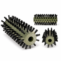 Brosse cylindrique de qualité industrielle, filaments en PP, poils noirs, rouleau à noyau plastique creux, pour le nettoyage des convoyeurs, longueur personnalisée OEM