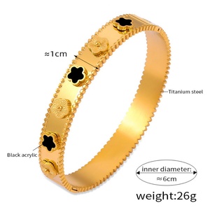 กำไลข้อมือ Clover ทอง 18K และเงินสเตนเลสสตีล ประดับเพชรซิคอน เครื่องประดับแฟชั่นสวยงาม ต่างหู กำไลข้อมือ ของขวัญสำหรับผู้หญิง ขายส่ง - Product Image 4