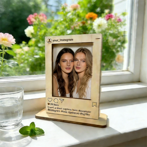 กรอบรูปไม้รูปทรงสี่เหลี่ยมผืนผ้าแบบกำหนดเอง เป็นมิตรกับสิ่งแวดล้อม สำหรับตกแต่งธีมอินสตาแกรม พร้อมคำอธิบายส่วนตัวและกรอบสลักลายพร้อมหูหิ้ว - Product Image 1