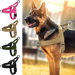 Arnés Reflectante Acolchado Sin Estrangulamiento, Chaleco Duradero y Reforzado para Perros de Raza Grande, para Entrenamiento, Paseo y Aventuras al Aire Libre - Product Image 6