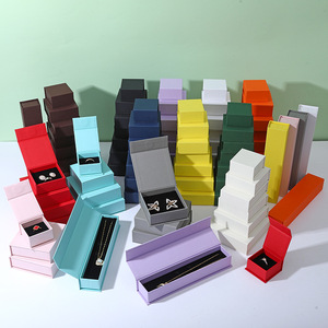 Mini boîte à bijoux magnétique de luxe Portable anneau Bracelet carton livre forme boîtes à bijoux emballage pour colliers fins - Product Image 2