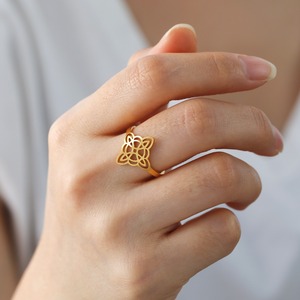 Nuevo anillo <span class=keywords><strong>con</strong></span> amuleto de nudo de bruja del Norte, joyería de moda de acero inoxidable, anillo de amuleto de <span class=keywords><strong>brujería</strong></span> <span class=keywords><strong>con</strong></span> nudo celta hueco irlandés abierto para mujer - Product Image 2