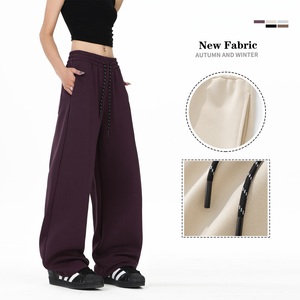 350GSM doux <span class=keywords><strong>large</strong></span> pantalon de sport Baggy pantalon de survêtement pour filles pantalons de survêtement personnalisés pantalons de <span class=keywords><strong>jogging</strong></span> femmes - Product Image 2