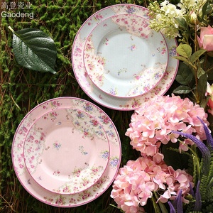 Vente en gros de vaisselle chinoise <span class=keywords><strong>service</strong></span> de table rose assiettes roses en céramique pour mariage services d'hôtel <span class=keywords><strong>et</strong></span> de restaurant - Product Image 1