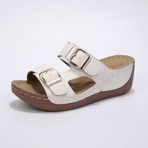 2026 Hot Sale Broken Heel Thick Sole Slippers Women Summer One Band Buckle Beach <b>Sandals</b> Plus Size Casual Slides - Product Image 3