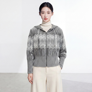 เสื้อโค้ทพลีทคุณภาพสูง Miyake สำหรับผู้หญิง รุ่นใหม่ ซิปแบบหลวม สไตล์ลำลอง เสื้อแจ็คเก็ตหนาสำหรับฤดูหนาว ขายส่ง - Product Image 5
