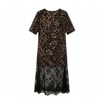 Robe t-shirt imprimée léopard pour femme, col rond, manches courtes, coupe ample, avec ourlet en dentelle transparente, style décontracté, streetwear d'été
