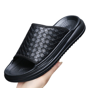 Sandales d'été pour hommes à bout ouvert en EVA, antidérapantes, couleur unie, semelle épaisse, chaussures de plage décontractées, tige en PU, légères et confortables - Product Image 5