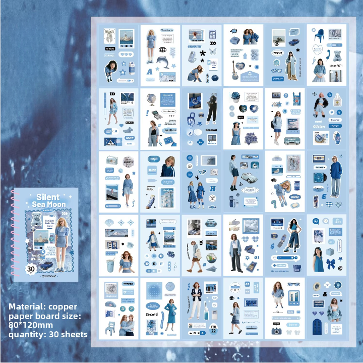 Un mar iluminado por la luna en silencio