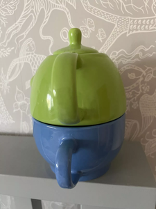 <strong>2</strong> in 1 Pink Glazed Ceramic <strong>Teapot</strong> <strong>and</strong> <strong>Cup</strong> <strong>Set</strong> with Embossed Stoneware Design Eco-Friendly 350ml Capacity - Product Image 4