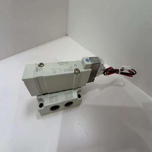 Vanne solénoïde à cinq voies d'origine SMC SY5140-5L-02 - Product Image 4