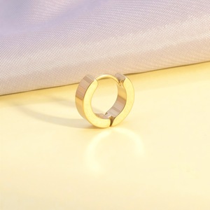 Orecchini a Cerchio in Acciaio Inossidabile dal <span class=keywords><strong>Design</strong></span> Minimalista, Placcati in Argento/Oro, Stile Geometrico Classico per Uomo e Donna - Product Image 3
