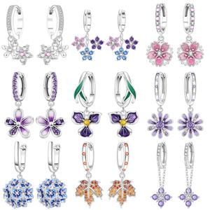 Boucles d'oreilles en laiton blanc à thème jardin, avec zircon, iris, marguerite, feuille d'érable, exclusivement pour femmes - Product Image 1