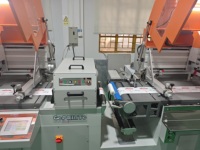 Máquina de impresión de seda de alta velocidad fácil de operar con estampado en caliente