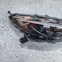Ensemble de phares pour Toyota Frontlander 2022 2023 2024 OE 81150-0A220 81110-0A220 Pièces détachées automobiles Phares avant