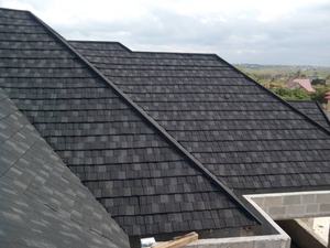 Tuiles de toiture en métal revêtues de pierre en alliage d'aluminium Noir Tuiles de toiture en acier double <span class=keywords><strong>Dekra</strong></span> - Product Image 6