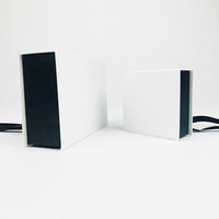 Boîte rigide en papier avec ruban élégant personnalisé pour l'emballage de colliers et de bijoux