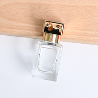 Vaporisateur de parfum en verre personnalisable de forme unique simple de 30ml 50ml 100ml