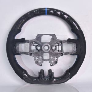 Convient pour Ford Mustang <span class=keywords><strong>2015</strong></span>, 2016, 2017, 2018, 2019, 2020, 2021, 2022 GT Shelby Volant en cuir et fibre de carbone personnalisé - Product Image 6