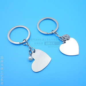 Llavero de Corazón de Acero Inoxidable con Grabado Personalizado y Relleno de Color para Regalo de Pareja - Product Image 2