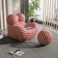 Kreativer Gestreifter Freizeitstuhl Einzigartige Form Gepolsterter Einzelsofa-Ottoman Moderner Wohnzimmer-Akzentstuhl für Apartments und Hotels