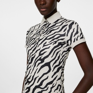 Polos y Faldas Deportivas de Alta Calidad para Mujer con Estampado Animal y Logotipo Personalizado, Ropa de Golf con Logotipo Personalizado - Product Image 2