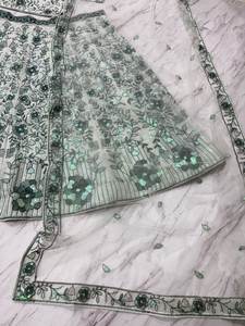 Lehenga Choli Premium FATEMA FASHION de Organza Tabby, Adornado con Hermoso Bordado de Hilo, Trabajo Dori y Lentejuelas Pesadas para Fiesta - Product Image 3