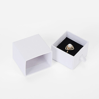 Boîte à bijoux personnalisée en gros avec logo, boîte d'emballage de luxe en velours pour bagues, colliers et boucles d'oreilles, fourniture directe d'usine