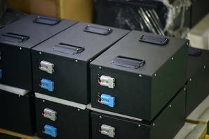 Batterie avec BMS 60V 50Ah, batteries rechargeables pour véhicules, BMS intelligent intégré 20S 50A, LFP LFP4850, haute puissance 72V 80Ah Lithium - Product Image 1