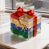 Boîte cadeau personnalisée en acrylique multicolore pour le Nouvel An chinois avec motif de cheval doré pour les cadeaux d'entreprise, les événements festifs