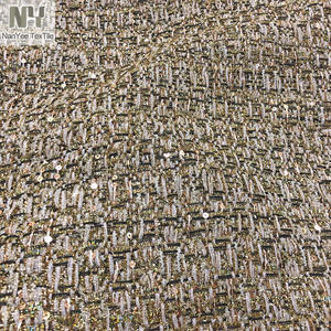 Nanyee Textile Tweed Lurex Métallique <span class=keywords><strong>Hologramme</strong></span> Or Style CC Haut De Gamme Avec Paillettes Pour <span class=keywords><strong>Veste</strong></span>/Manteau AW - Product Image 5